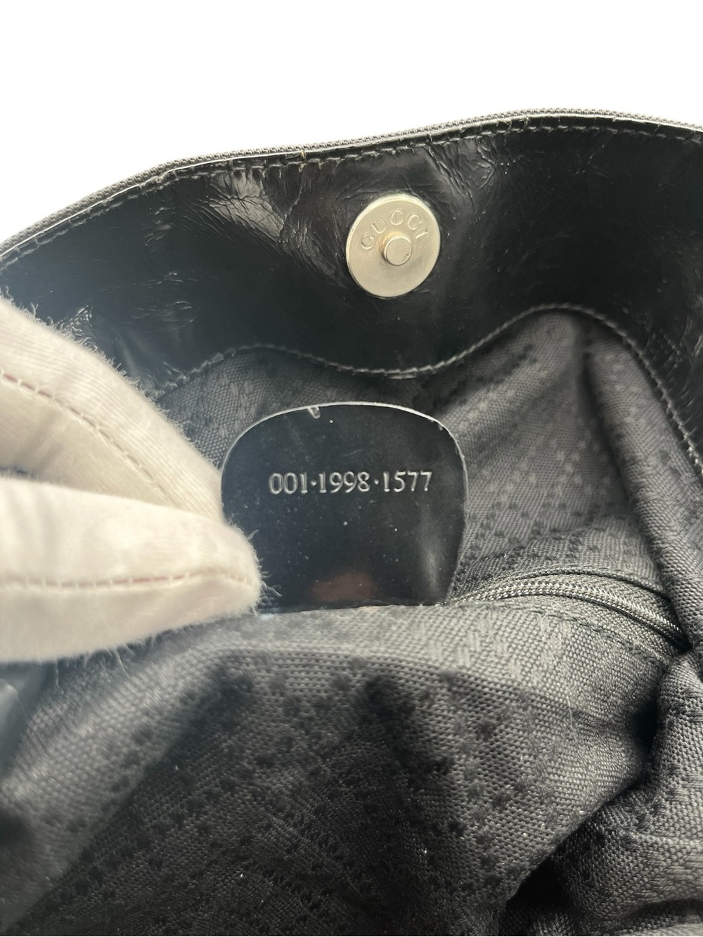 Gucci Diana Black Shoulder Bag with Bamboo Handle - Picture 8 of 10